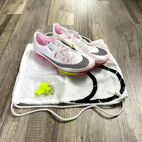 Nike Air Zoom Maxfly ”Rawdacious” Limited Edition Track Spikes Nike Air Zoom Maxfly Spikes, Nike Air Zoom Maxfly, Track Szn, Sprint Shoes, Spikes Track, Track Running Shoes, Athletics Track, Track Spikes, Track Running