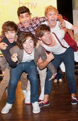 One Direction 2011, Zayn Malik One Direction, Four One Direction, One Direction Preferences, One Direction Wallpaper, One Direction Imagines, One Direction Photos, One Direction Harry Styles, Up All Night