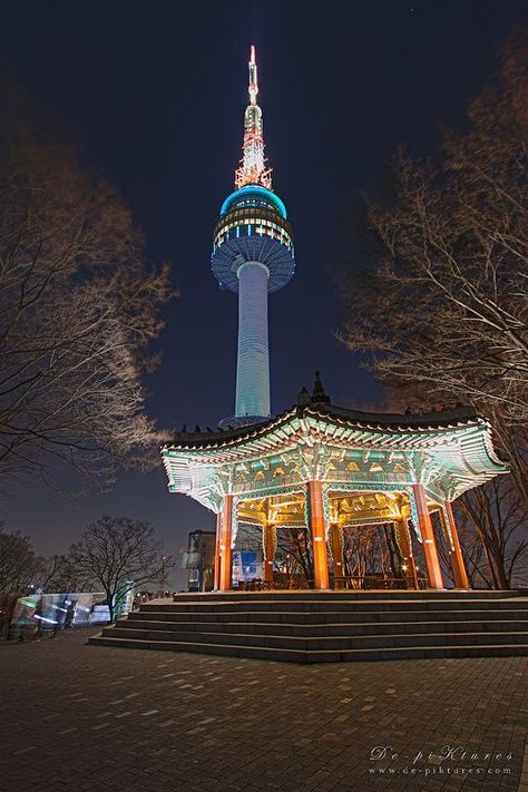 #lifestyle #italy #sea #beauty #model #tourism #likeforlikes #traveler #europe #architecture #sky Namsan Seoul Tower, Seoul Tower, Namsan Tower, South Korea Photography, Seoul Korea Travel, Korea Wallpaper, Seoul Travel, South Korea Seoul, South Korea Travel