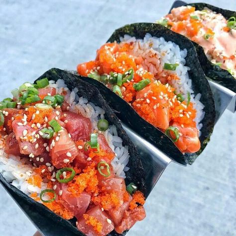 Uploaded by mystyle. Find images and videos about food, delicious and sushi on We Heart It - the app to get lost in what you love. Romantic Dinner Recipes, Sushi Recipes, Food Goals, Sushi Rolls, Food Obsession, Pretty Food, Food Cravings, I Love Food, Aesthetic Food