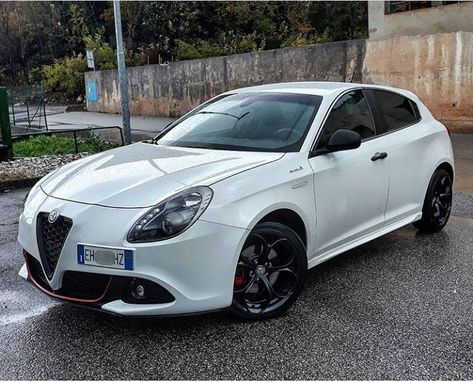 Alfa Romeo Mito, Perfect Things, Alfa Romeo Giulietta, Hot Hatch, Dream Car, Maserati, Alfa Romeo, Custom Cars, Sports Cars