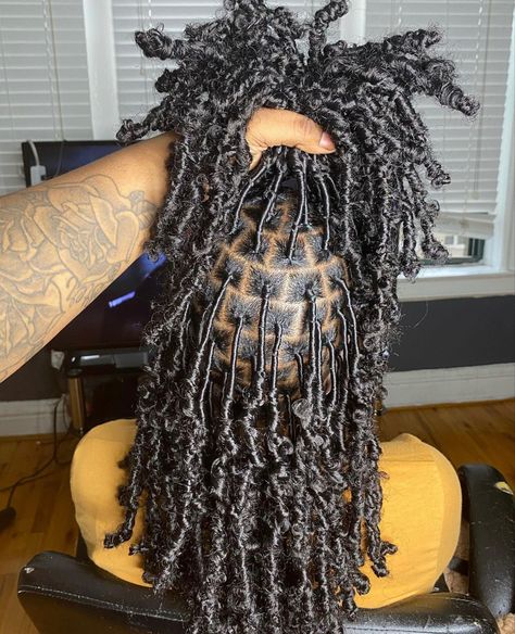 Small Butterfly Locs, Butterfly Locs, Hair Braider, Hair Secrets, Faux Locs Hairstyles, Small Butterfly, Braided Hairstyles For Teens, Hairstyles Braided, Protective Hairstyles Braids