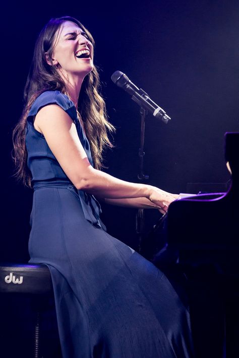 Sara Bareilles - 2010s She Used To Be Mine, Lost All Hope, Sarah B, Sara Bareilles, Public Administration, Be Mine, Fav Celebs, Evolution, Girl Group