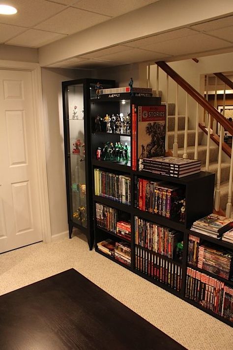 Comic Book Rooms, Dnd Room, Comic Room, Geek Room, Nerd Room, Otaku Room, Video Game Rooms, Game Room Design, Game Room Decor