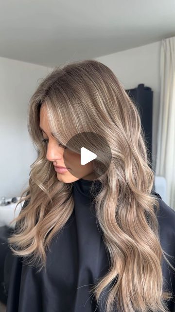 SHANYA KRIEVINS || UTAH BLONDES on Instagram: "HOW I FORMULATE MY SANDY BRONDES 🤎🥥  P Blue/violet cancels out any warmth  M blue/ green reflect. brown to tan background family so a more natural deposit   GI Gold/violet reflective colors but primary depositing tone is the gold  My go to sandy bronde formula: Redken Shades EQ 9P 9GI 9M   #redken #redkenobsessed #redkenshadeseq #redkencolor #behindthechair #behindthechairstylist #modernsalon #americansalon #utahhairstylist #haircolorist #haireducation #haireducator #brondehair #hairinspo #sandybronde #blondespecialists #saloncentric" Lowlight Redken Formula, 7nb Shades Eq, Shades Eq Lowlight Formulas, Blonde Hair Formulas, Redken Shades Eq Formulas Blondes, Teddy Bronde, Bronde Formula, Point Cut Hair, Background Family