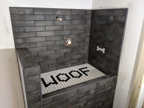 Bathroom Dog Washing Station, Mud Room With Shower Ideas, Dog Cleaning Station, Pet Wash Station, Dog Shower Laundry Room, Dog Grooming Garage Conversion, Dog Wash Station In Garage, Corner Dog Wash Station, Garage Dog Grooming Salon Ideas