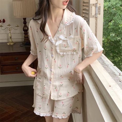 Korean Night Dress Sleep, Silk Pyjama Aesthetic, Tokyo Clothes, Night Dress Sleep, Casual Home Outfits, Pajamas Aesthetic, Cute Pjs, Dress Design Drawing, Korean Fashion Outfits