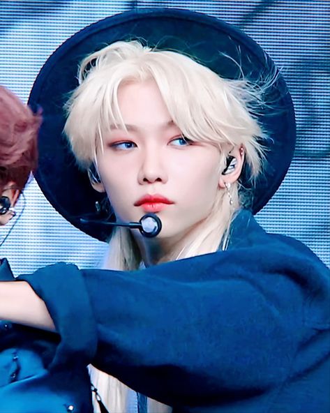 Fluffy Bangs, Prince Felix, Felix Lee, Skz In Cute, Savage Kids, Lee Felix, Kids Icon, Homeless Children, Felix Stray Kids