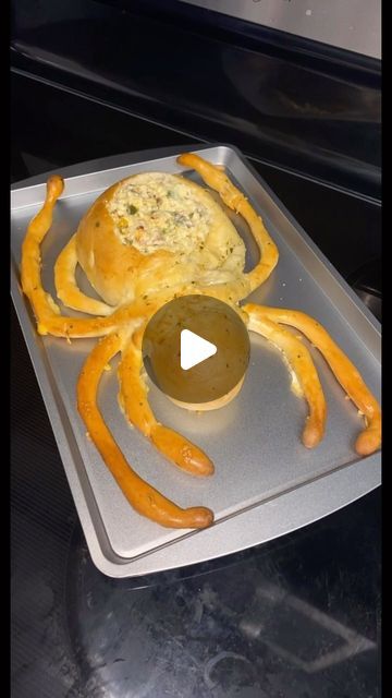 Kayla JuicyLipz Brooks on Instagram: "Spider Bread Bowl #halloween #halloweenrecipes #breadbowl #fyp #bread #juicylipz91" Spider Bread Bowls For Halloween, Halloween Bread Bowl Decor, Spider Bread Bowl Dip, Halloween Bread Bowl Dip, Spider Bread Bowl, Halloween Spider Bread Bowl, Spider Bread, Spider Dip Bowl, Halloween Spider Bread Dip Bowl