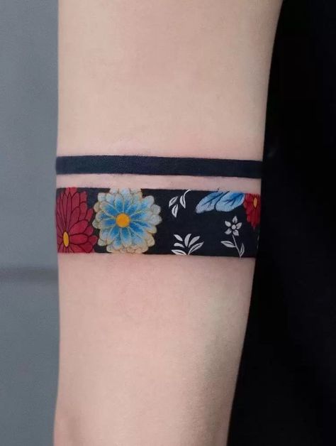 The Ultimate Guide To Flower Tattoos Traditional Tattoo Wrist, Wrist Band Tattoo, Cuff Tattoo, Band Tattoos, Bracelet Tattoo, Framed Tattoo, Band Tattoo Designs, Armband Tattoo Design, Anklet Tattoos