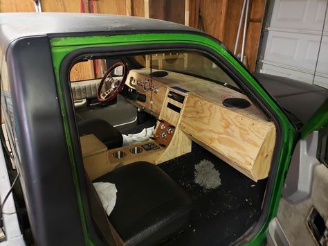 Truck Dashboard Ideas, Diy Truck Interior, Survival Truck, F150 Interior, Ford F150 Interior, Custom Door Panels, Car Interior Upholstery, Custom Interior Doors, Custom Dashboard