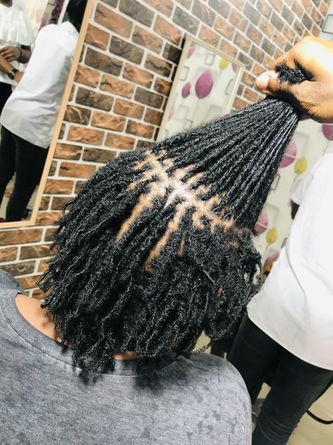 Small Starter Locs, Micro Locs Starter, Microlocs Inspiration, Locs Starter, Locs Ideas, Inspo Hairstyles, Locs Journey, Micro Locs, Loc Extensions