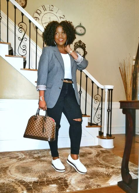 Dressy Casual Teacher Outfits, Blazer And Chucks Outfit, Blazers And Gym Shoes, Jordan 1 Business Casual Outfit Women, Women Business Casual With Sneakers, Fall Causal Outfits Black Women, Upscale Casual Outfit Black Women, Fall Outfits Women Black Woman Work, Business Casual Outfits Black Women Sneakers