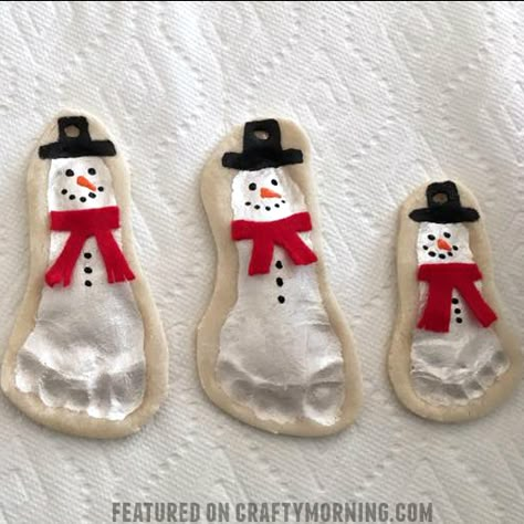 These cute little salt dough snowmen keepsakes were made by Kelly Romig’s kiddos! She said they were easy and quick to make! I think they’d make adorable keepsake gifts for grandparents, parents, etc. Supplies Needed: 1 cup salt 1 cup flour 3/4 cup water Salt dough recipe – 1 c. salt, 1 c. flour, … Baby Christmas Crafts, Salt Dough Christmas Ornaments, Crafty Morning, Handprint Ornaments, Christmas Crafts For Kids To Make, Christmas Crafts To Make, Fun Christmas Crafts, Reindeer Ornaments, Christmas Keepsakes