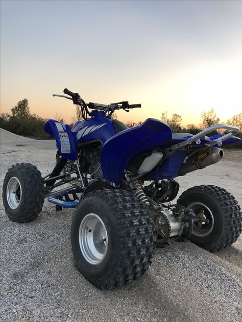 Raptor 660 Quad Racing, Atv Four Wheelers, Atv Motorcycle, Four Wheeling, Yamaha Atv, Four Wheeler, Off Road Bikes, Yamaha Raptor, 4 Wheelers