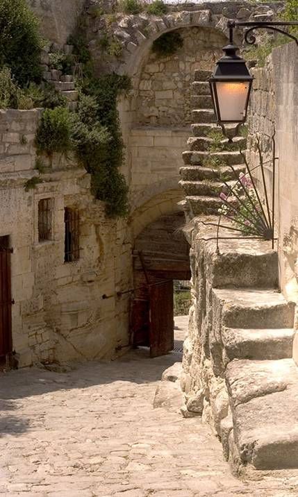 . Stare Dwory, Clock Town, Vila Medieval, Eze France, Provence France, Stairway To Heaven, Old Stone, Staircases, Pretty Places