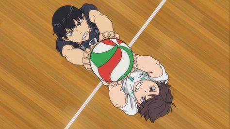 Oikawa Tooru and Kageyama Tobio, Haikyuu!!, setters Kageyama And Oikawa, Oikawa And Kageyama, Haikyuu Season 2, Scene Couple, Oikawa Tooru, Well Read, Kageyama Tobio, Haikyuu Anime, Haikyu!!