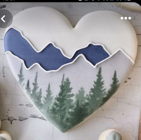 Camping Cookies, Flooding Cookies, Box Recipes, Ski Decor, Iced Sugar Cookies, Winter Cookie, Tree Cookies, Roll Cookies, Pretty Cookies