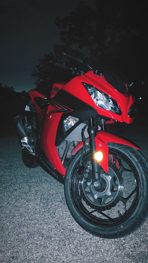 Red Kawasaki Ninja H2r Black And Red, Red Motorcycle Aesthetic, Red Kawasaki Ninja, Kawasaki Ninja 900, Black And Red Motorcycle, Red And Black Motorcycle, Grom Motorcycle, Moter Cycle, Red Motorbike