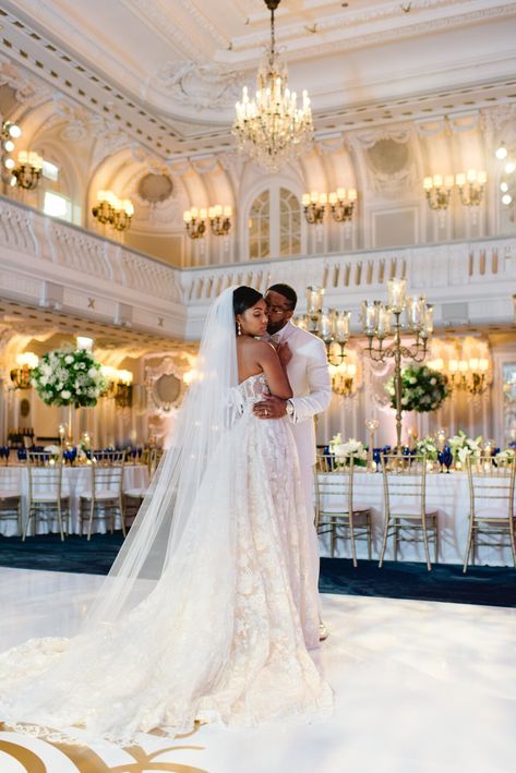 Black Couple Wedding, Dream Wedding Reception, Wedding Picture Poses, Black Couple, Black Bride, Dream Wedding Ideas Dresses, Future Wedding Plans, Cute Wedding Ideas, Downtown Chicago