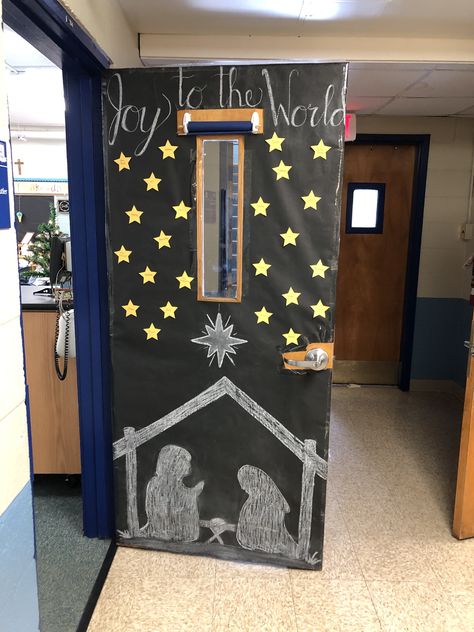 Manger Door Decorations, Classroom Nativity Display, Angel Door Decoration Contest, Manger Scene Door Decoration, Nativity Door Decorations For School, Jesus Christmas Door Decorations, Silent Night Door Decoration, Advent Door Decorations, Joy To The World Door Decorating Contest