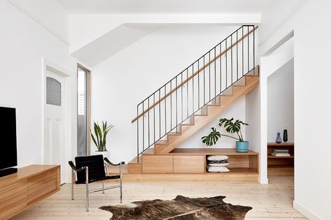 Scandinavian Stairs, Scandinavian Staircase, Loft Homes, Modern Cabin Interior, Staircase Remodel, Architecture Awards, Interior Stairs, Modern Cabin, Under Stairs