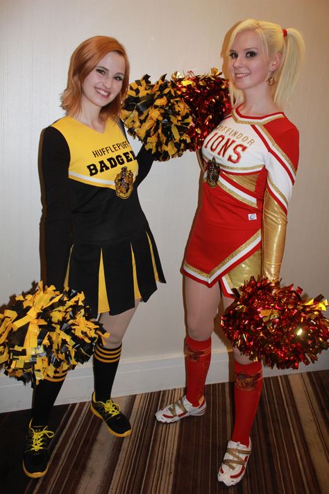 Yashuntafun Cosplay » Hufflepuff Cheerleader Quidditch Cheerleader, Cheerleader Cosplay, 2 Aesthetic, Cheerleading Outfits, Lavender Roses, New Start, Halloween Ideas, Cheerleading, Cheer Skirts