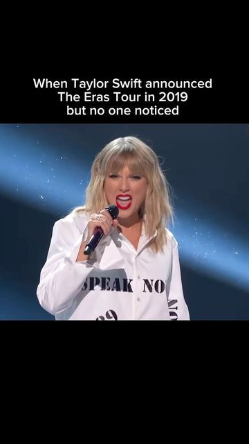 Taylor Swift Vocals, Taylor Swift Stage, Performer Aesthetic, Singers, The Music Industry, Mashup Music, Cheer Workouts, Long Live, Taylor Swift Fan Club