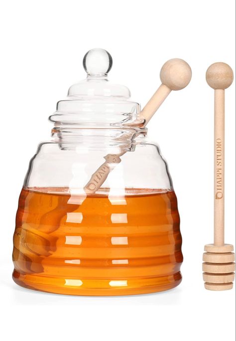 Crafted with Premium Glass & Wood - The honey server is made of heat-resistant borosilicate glass. The glass honey dispenser is dishwasher friendly. Wooden honey dipper is made of food-grade natural wood. Built to last for years in your household! Adorable and Functional on Your Countertop - The honey glass container is a nice décor for your coffee corner and countertop. Perfect size, cute honey jar for storing honey or maple syrups, much more functional compared to the mini honey jars on the ma Honey Wand, Honey Container, Honey Dispenser, Honey Jars, Honey Bottles, Honey Packaging, Eid Al-adha, Honey Sticks, Honey Dipper