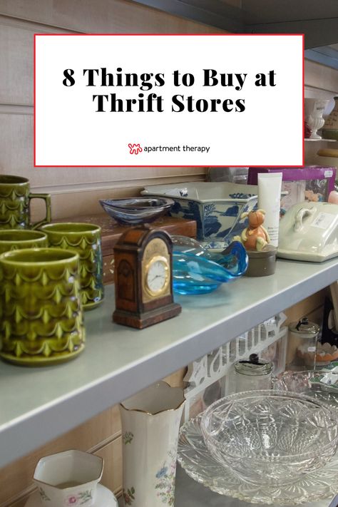 Shop smarter at thrift stores with these tips from a designer who scours them all the time. Thrift Store Design, Best Thrift Store Finds, Thift Store, Pinterest Room, Eclectic Style Decor, Thrift Store Shopping, Local Thrift Stores, Artsy Style, Pinterest Room Decor