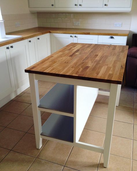 Fully assembled and oiled.... My Stenstorp Kitchen Island! Yey! #ikea #ikeakitchen #stenstorp #stenstorpkitchenisland #creamkitchen #diy #kitchen #home #house #woodenworktop #solidoak #butchersblock #breakfastbar #kitchenpics Stenstorp Kitchen Island, Ikea Kitchen Island, Kitchen Island Bench, Small Kitchen Island, Kitchen Island Table, Kitchen Island Decor, Decor Ikea, Diy Kitchen Island, Kitchen Island Design