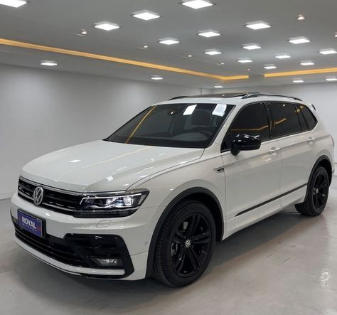 White Tiguan, Volkswagen Tiguan R Line, Volkswagen Suv, Tiguan Vw, Tiguan R Line, Tiguan R, Grey Car, Car Essentials, Cool Car Pictures