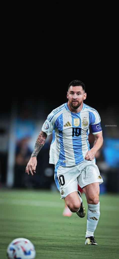 Messi Wallpaper 4K https://twitter.com/j4vibenitez/status/1805850979004194974?s=19 Messi 4k, Messi Goat, Messi Wallpaper, Messi Pictures, Cr7 Vs Messi, Argentina World Cup, Lionel Messi Wallpapers, Lionel Andrés Messi, World Cup Champions