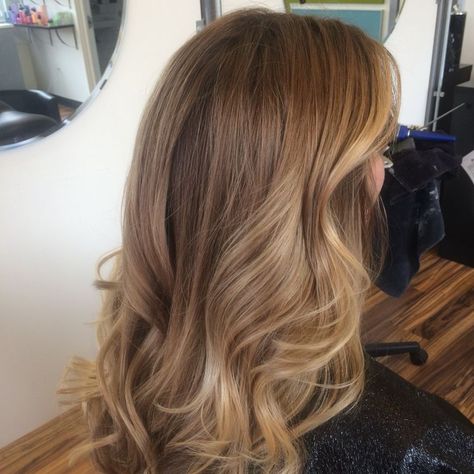 Blond Carmel Hair, Express Balayage, Hair Color Dirty Blonde, Golden Blonde Highlights On Brown Hair Honey Natural, Rachel Green Highlights, Blond Color Hair, Golden Blonde Balayage Honey, Honey Beige Blonde Hair Balayage, Light Brown Hair With Golden Highlights