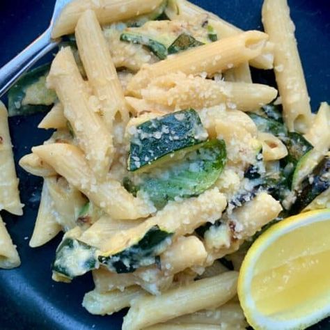 Light and Creamy Zucchini Pasta With Lemon and Basil - How To Make Dinner Creamy Zucchini Pasta, Lemon Parmesan Pasta, Warm Weather Recipes, Pasta With Lemon, Vegan Greek Yogurt, Summer Pasta Dishes, Creamy Zucchini, Vegan Parmesan Cheese, Lemon Basil