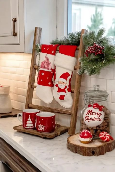 15 Christmas Kitchen Decor Ideas to Bring Holiday Cheer Home 12 Santa Kitchen Decor, Santa Aesthetic, Christmas Kitchens, Christmas Tray Decor, Christmas Dining Table Decorations, Christmas Kitchen Decor Ideas, Dining Table Decorations, Christmas Dining Table Decor, Book Vibes