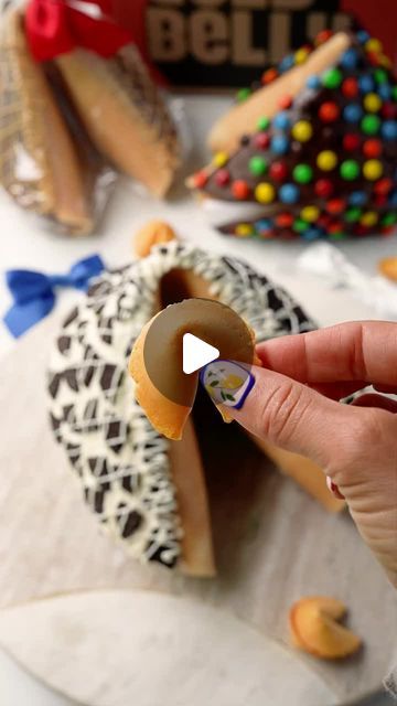 Goldbelly on Instagram: "NEW IN 🔥 Lady Fortune's GIANT Custom Fortune Cookies are now shipping nationwide on Goldbelly. Treat yourself or someone you love." Giant Fortune Cookie, Custom Fortune Cookies, 21st Bday Ideas, Fortune Cookies, 10k Views, Care Packages, Fortune Cookie, July 3, Bday Ideas