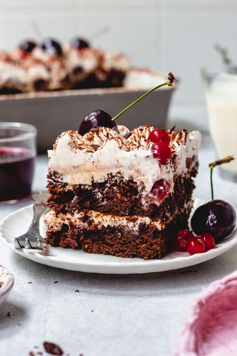 Vegan Black Forest Tiramisu - Nourishing Amy Vegan Black Forest, Date And Walnut Cake, Vegan Tiramisu, Chocolate Bowl, Tiramisu Dessert, Cherry Syrup, Sweet Dips, Tiramisu Cake, Tiramisu Recipe