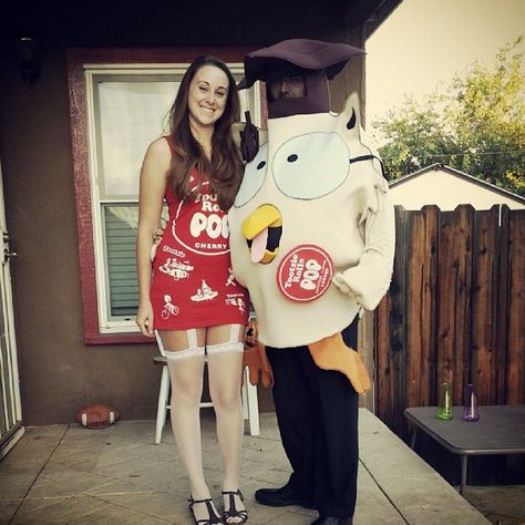 Pin for Later: 30 Halloween Costumes For the Couple Who's Obsessed With Food Tootsie Roll Pop Tootsie Pop Costume, Tootsie Pop Owl, Tootsie Roll Costume, Tootsie Roll Pops, Boxed Wine, Owl Costume, Tootsie Pop, Tootsie Roll, Monster Mash