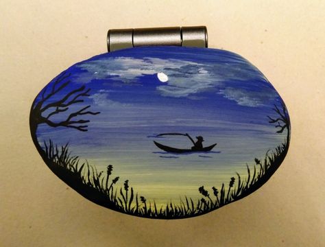 Rock Painting Lake Scene, Fishing Rock Painting, Fishing Painted Rocks, Decorated Rocks, Flower Rocks, Colored Rocks, Lake Theme, Rock Designs, Wood Yard Art