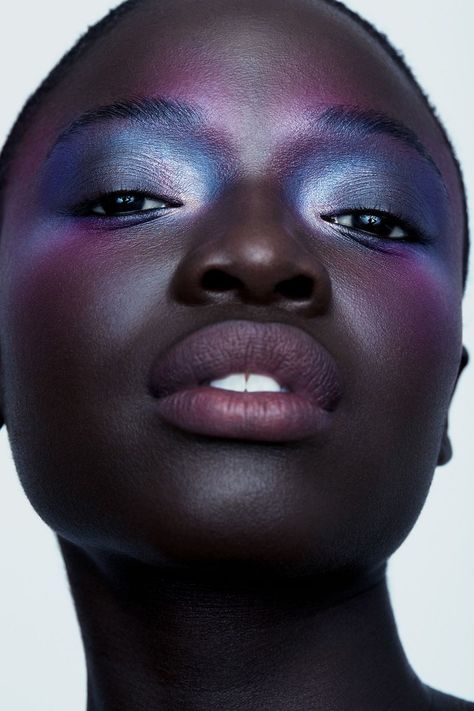 Mekap Mata, African American Beauty, Beauty Makeup Photography, Glossy Makeup, Smink Inspiration, Purple Makeup, Dark Skin Beauty, Mermaid Makeup, Beauty Shoot