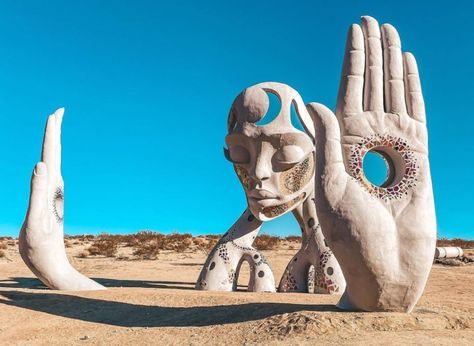 This Enigmatic 28ft Sculpture Has Landed In A Joshua Tree Oasis - Secret Los Angeles Rainbow Serpent Festival, Mojave Moon, Desert Ranch, Forest Festival, Electric Forest Festival, Burning Man Art, Hand Statue, Rainbow Serpent, Tree Statues