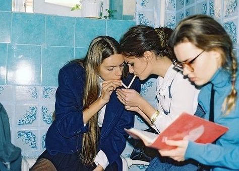 @disposablelife__ on Instagram: “🚬🚬” Boarding School Aesthetic, Clueless Fashion, Belly Dancing Classes, Yoga Kurse, Best Marriage Advice, Yoga Posen, Super Rich Kids, Pre Debut