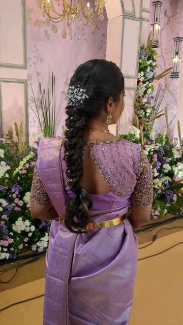 Lavender Blouse Designs Latest, Bridal Blouses Designs, New Model Maggam Work Blouse Designs, Saree Bridal Look, Blouse Back Designs Latest, South Wedding, Sleeveless Blouse Designs, Blue Blouse Designs, Hair Style On Saree