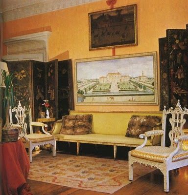 Bruce family home in the 1970's--close up of chairs that were in Nancy Lancaster's bedroom at Haseley Court, Architectural Digest, London Bedroom, Edward Hall, Aubusson Rugs, Elegant Living, Drawing Room, French House, Classic Interior, Mellow Yellow, Architectural Digest