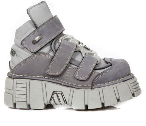 Shoes Reference, New Rock Boots, Urban Shoes, Rock Boots, Dress Better, Grey Ankle Boots, Dr Shoes, Ideal Wardrobe, Funky Shoes