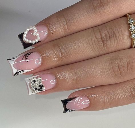 Elevate Your Style with These Stunning Black Nails Art Designs! – best 4 crafts.com Black Nails Art Designs, Black Nails Art, Black Nail Art Designs, Nails Art Designs, Black Nail Art, Black Nail, Short Acrylic Nails, Nails Art, Black Nails