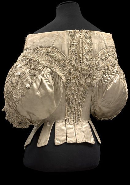 17th Century Dress, 17th Century Clothing, 17th Century Fashion, Period Clothing, Dress History, Period Outfit, Century Clothing, Antique Dress, Silk Linen