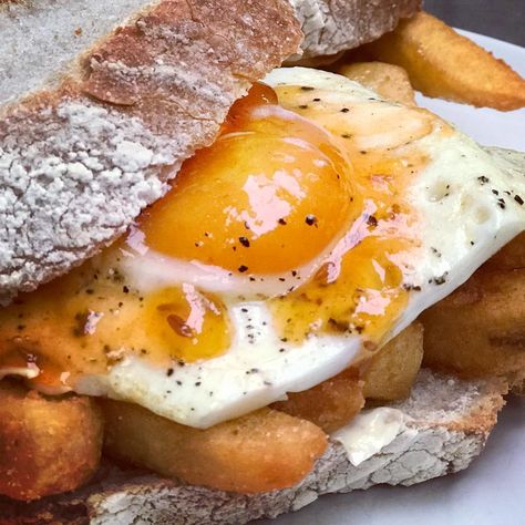 Chip Butty, Mango Chutney, Egg Sandwich, Eggs Benedict, Chutney, Sandwiches, Egg, Mango, Chips