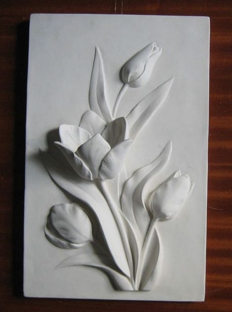 Tulip Clay Art, Tulip Sculpture, Gameboy Wallpaper, Fleurs Art Nouveau, Drywall Art, Plaster Crafts, Sculpture Art Clay, Diy Abstract Canvas Art, Plaster Wall Art